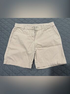 Talbots women’s Casual Flat-Front Shorts - Light Beige
